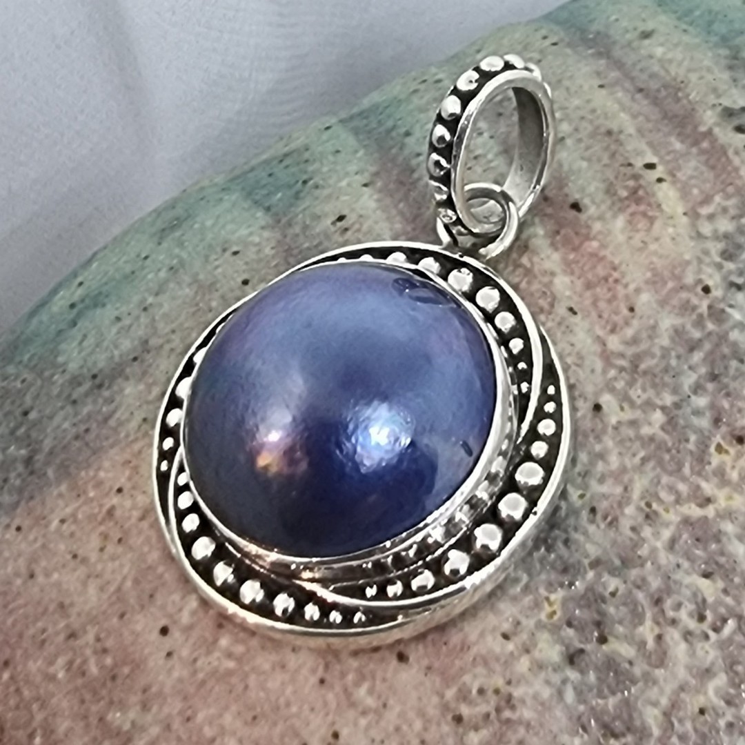 Sterling silver pendant with grey mabe pearl image 0