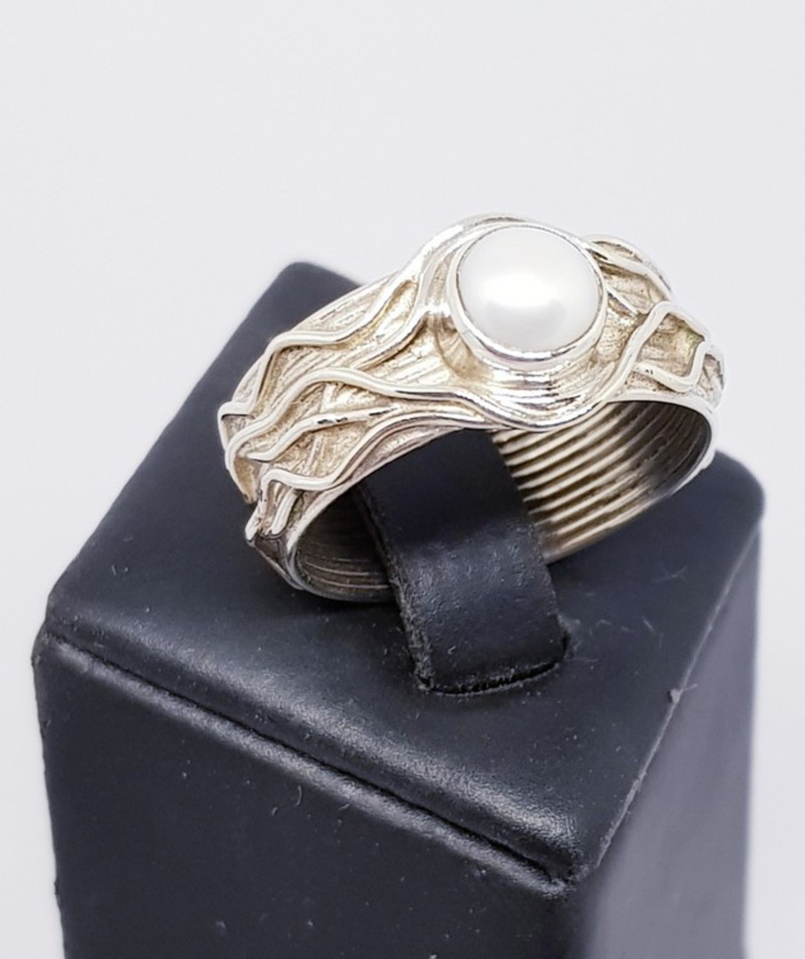 Sterling silver white pearl ring with a wide detailed band - Size N image 0