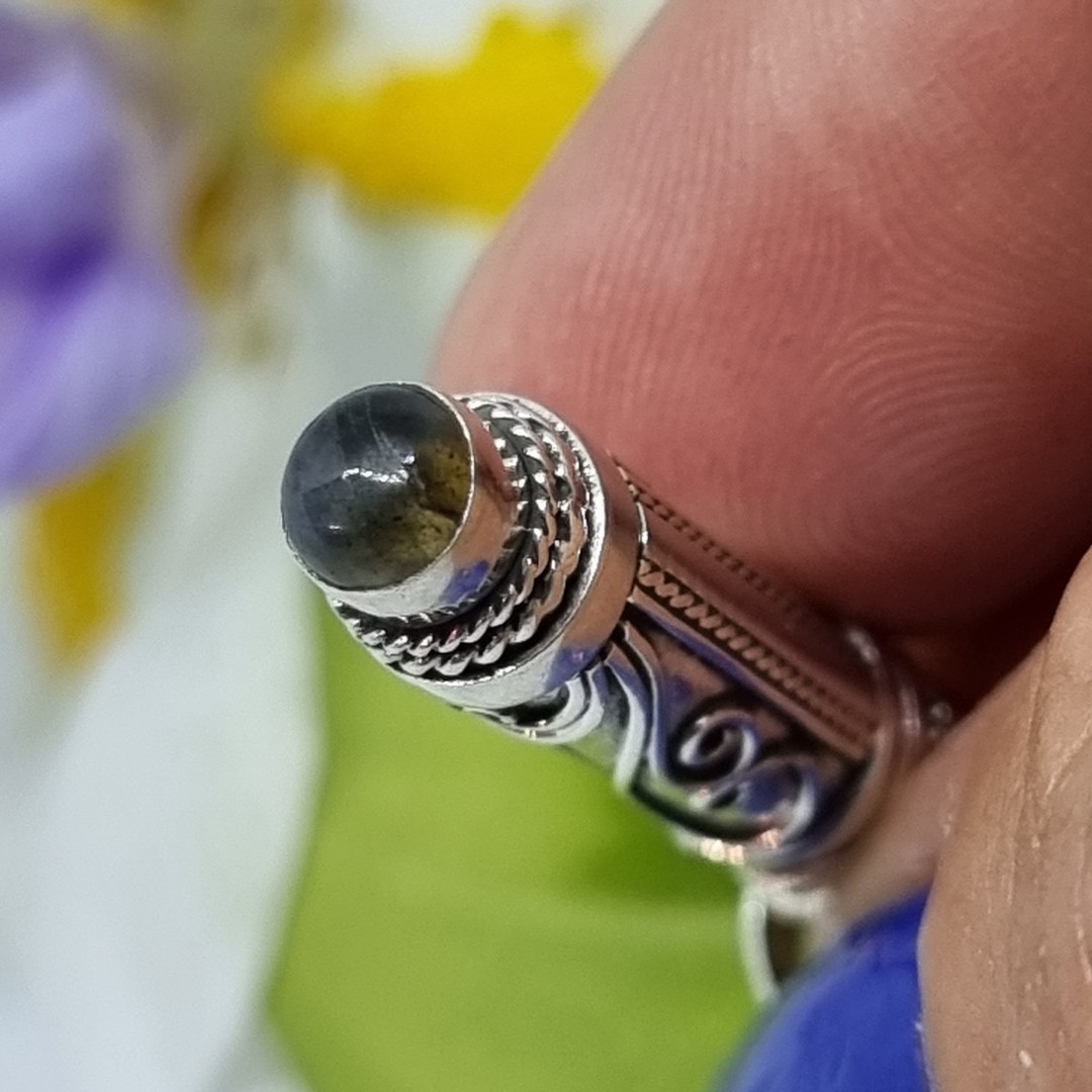 Silver filigree silver prayer box pendant with labradorite image 0