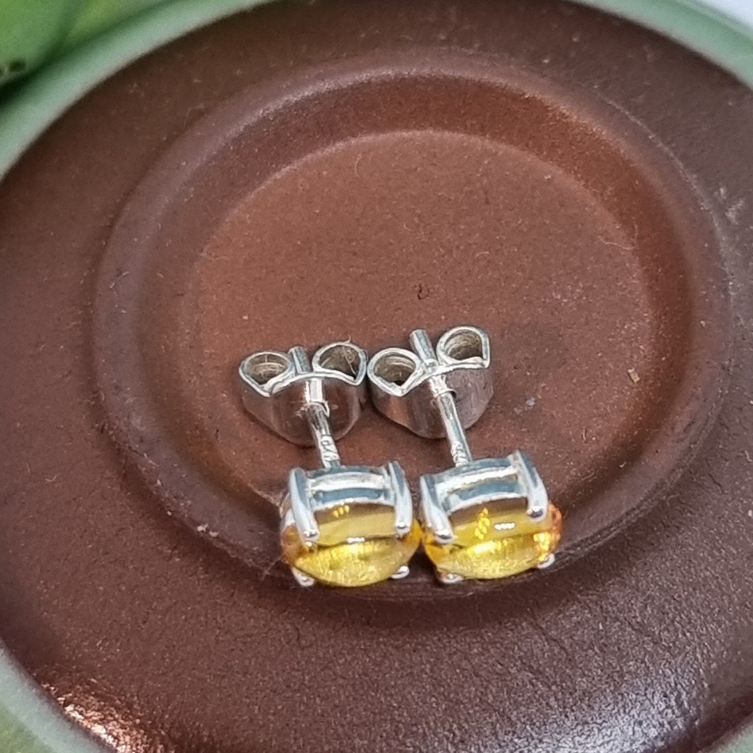 Claw set oval citrine stud earrings image 2