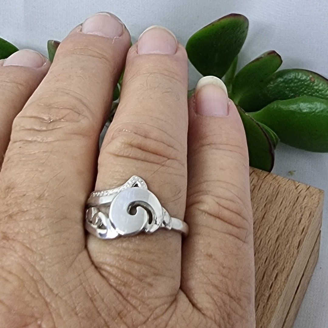 Sterling silver koru ring, made in NZ image 4