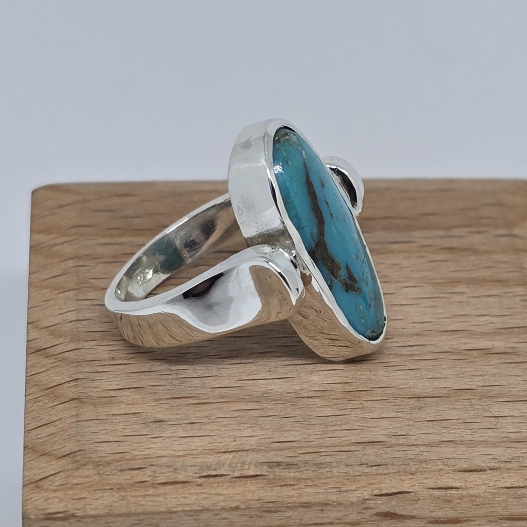 Silver elongated oval turquoise ring image 1