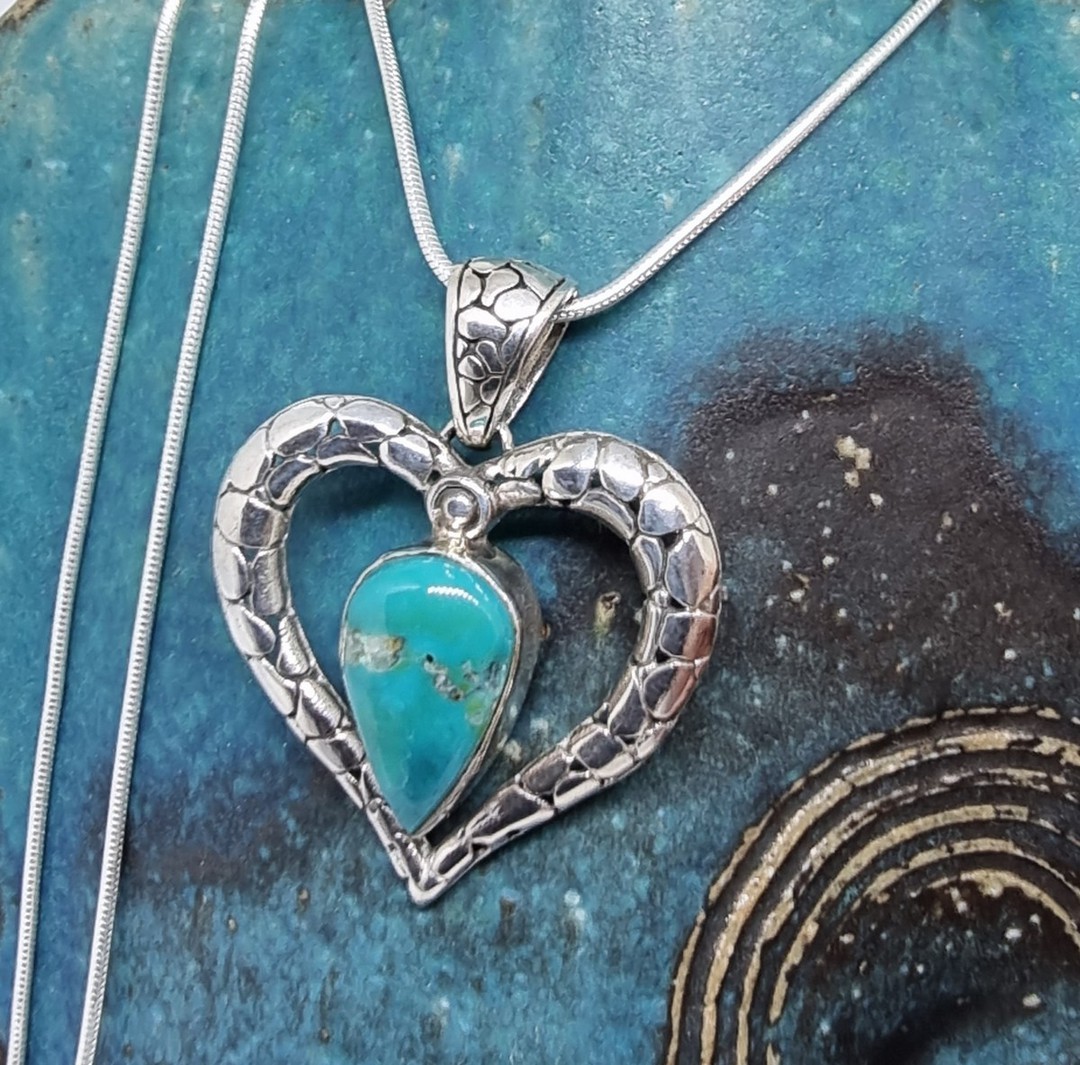 Sterling silver heart pendant with turquoise gemstone image 2