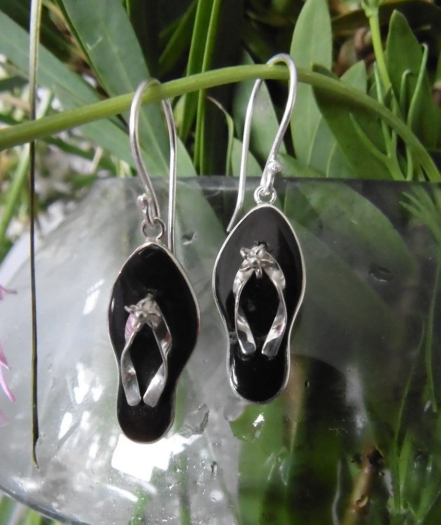 Sterling silver black jandal earrings image 1