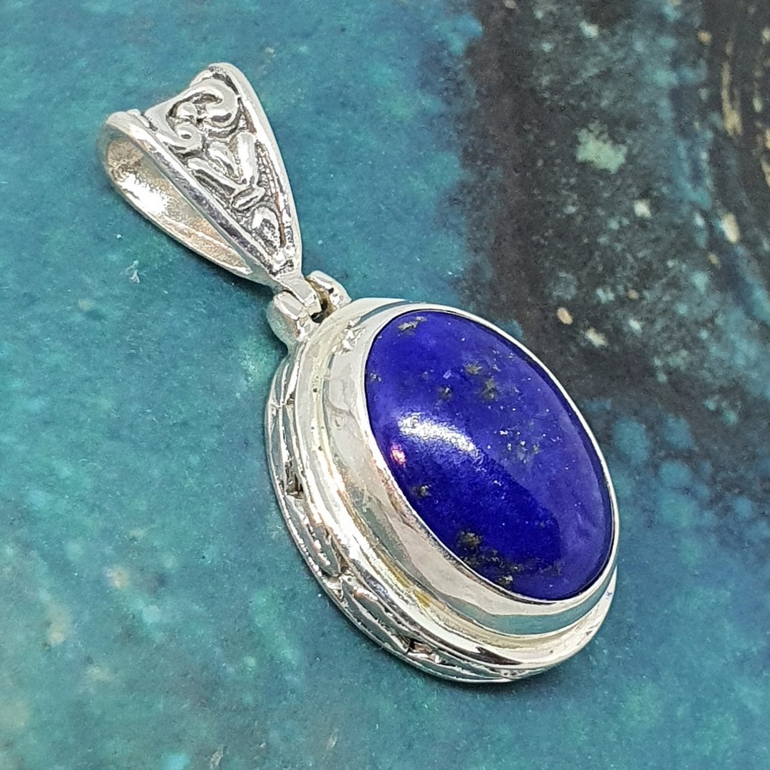 Sterling silver oval lapis lazuli pendant image 3