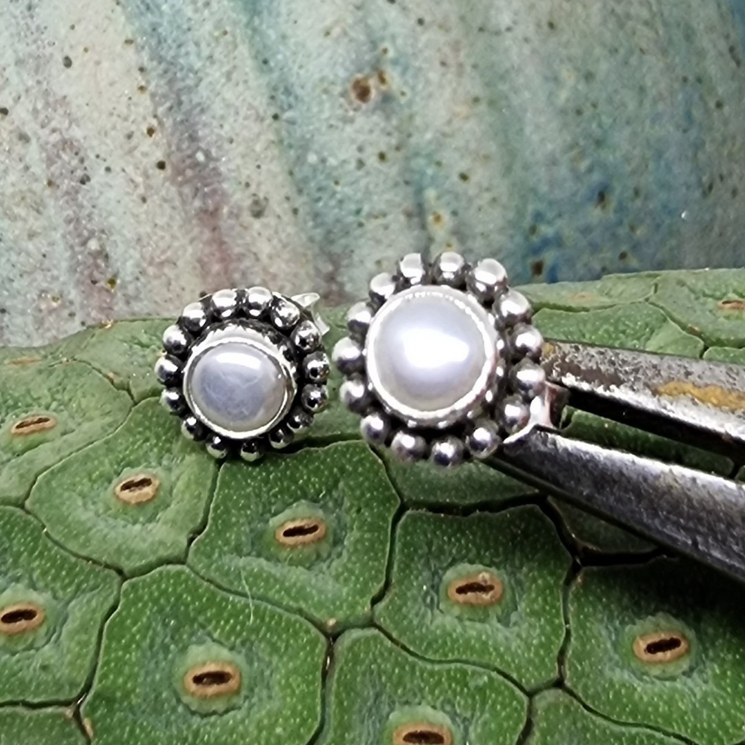 Sterling silver pearl stud earrings image 1
