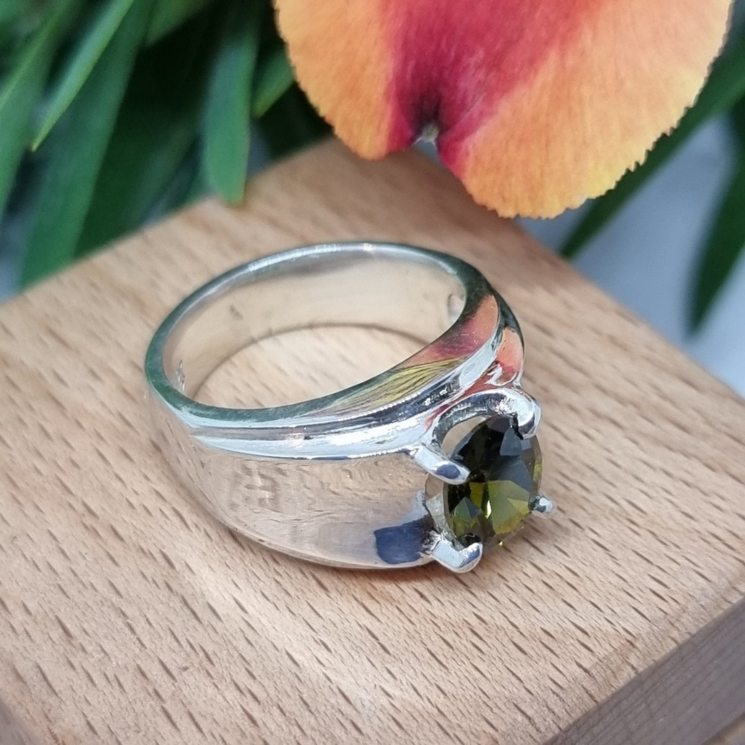 Wide silver band ring with green gemstone image 3
