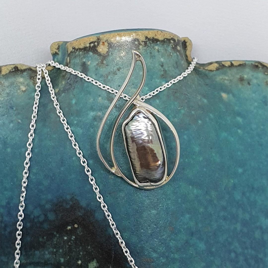 Sterling silver fresh water pearl pendant image 2