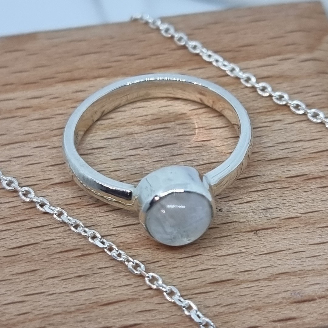 Made in NZ simple silver moonstone ring image 4
