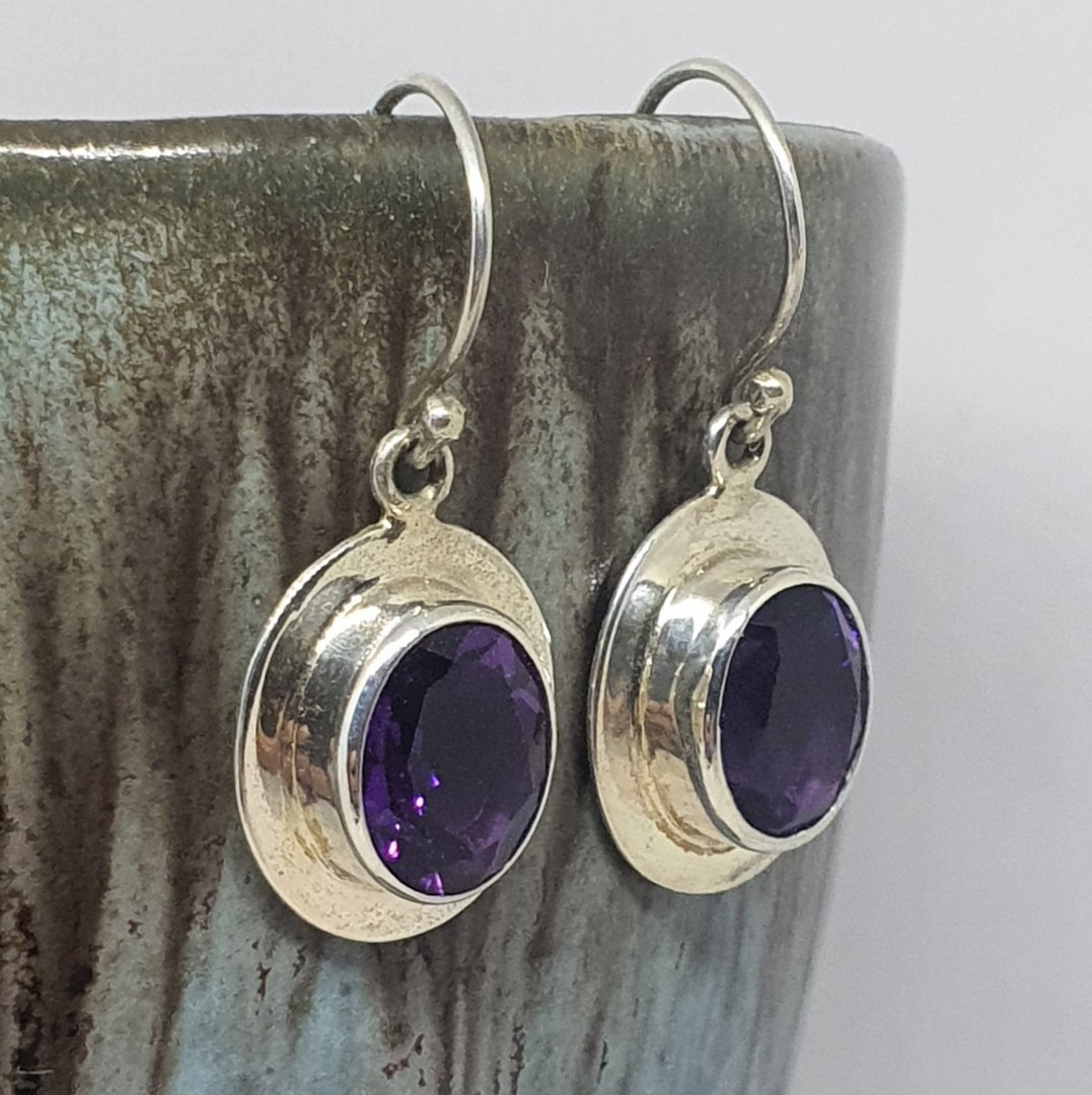 Silver Amethyst Earrings | Passion starts here image 1