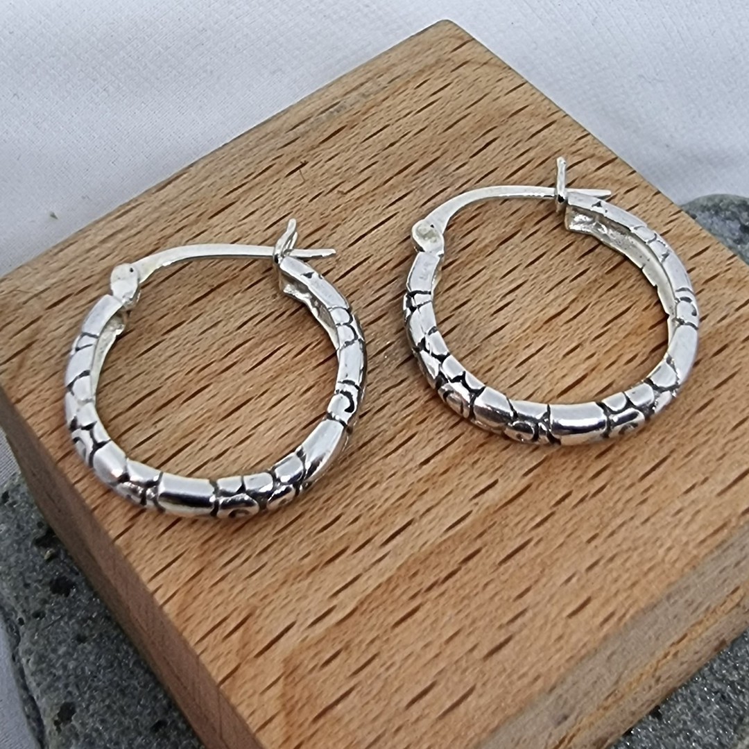 Sterling silver hoop earrings image 3