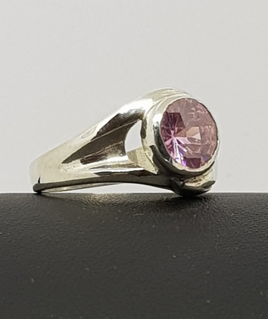 Solid sterling silver pink gemstone ring image 3