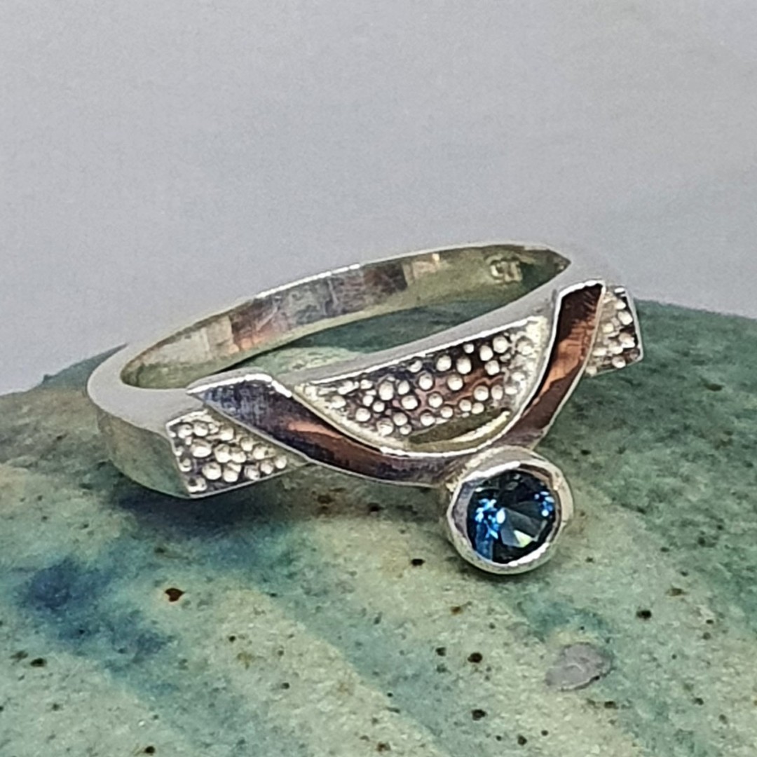 Blue topaz silver ring image 3