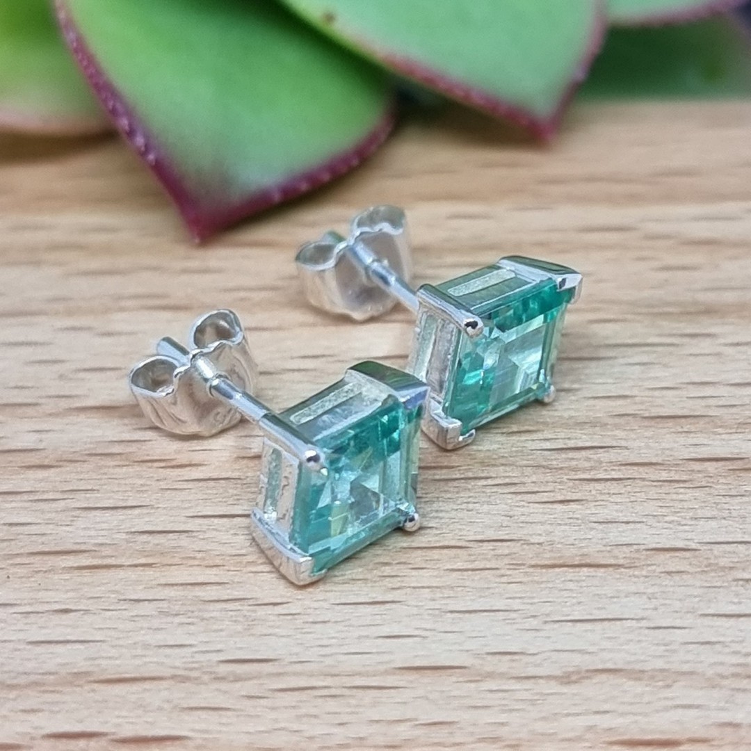 Silver green gemstone stud earrings image 0