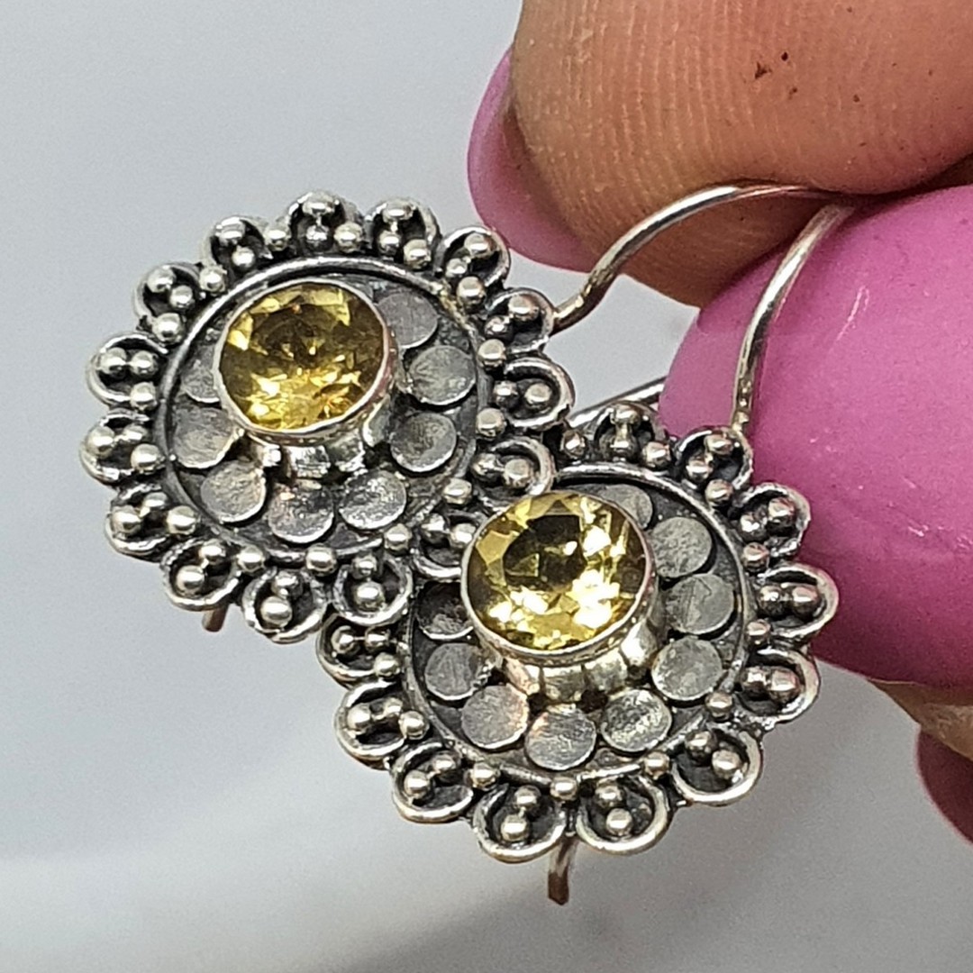 Silver citrine flower earrings image 0