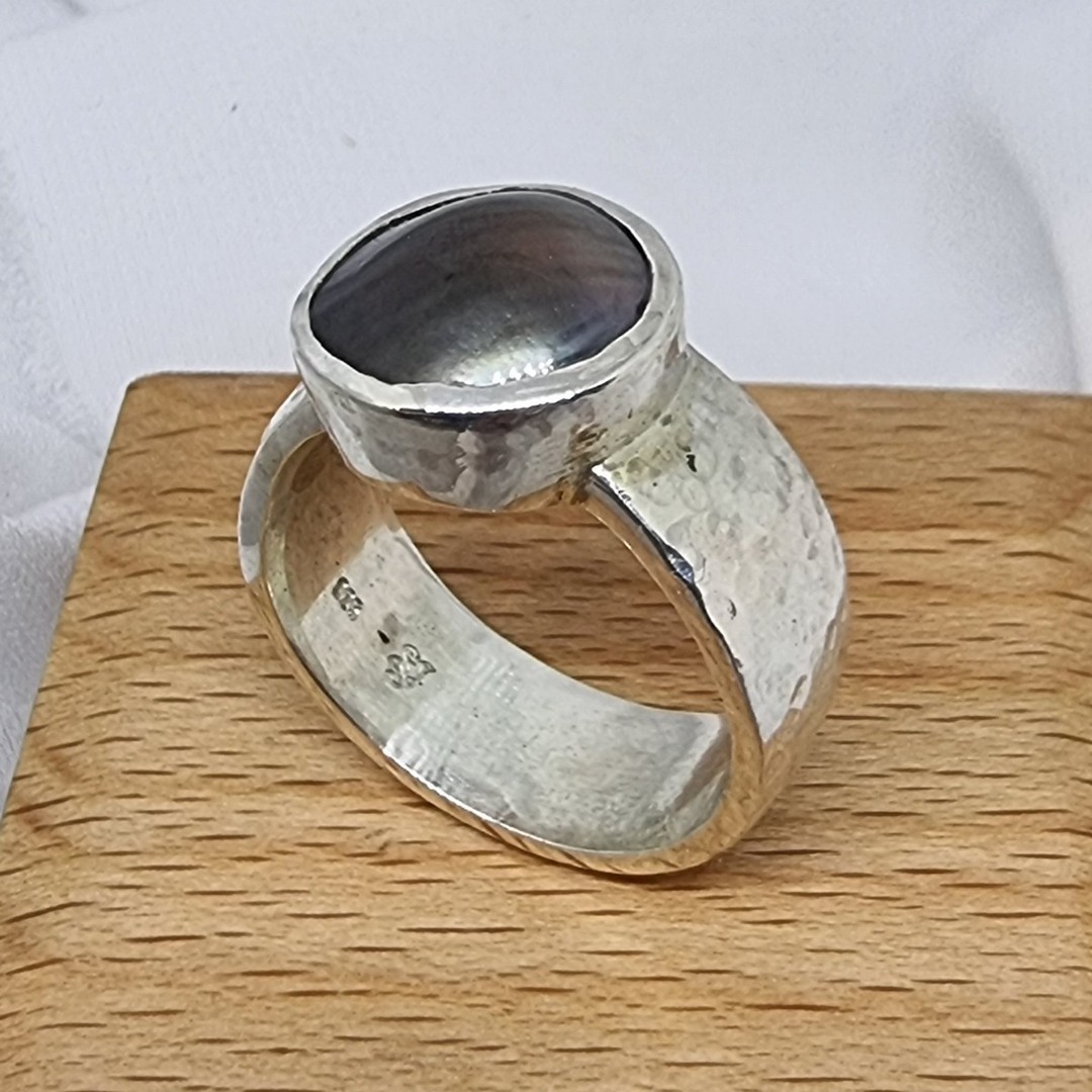 Silver paua pearl ring made in NZ - Size V image 4