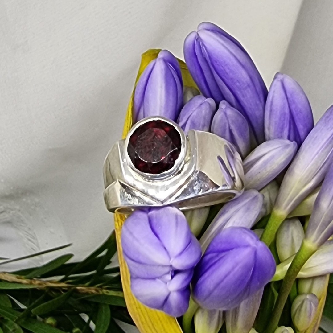 Silver ring with sparkling red gemstone - made in NZ image 5