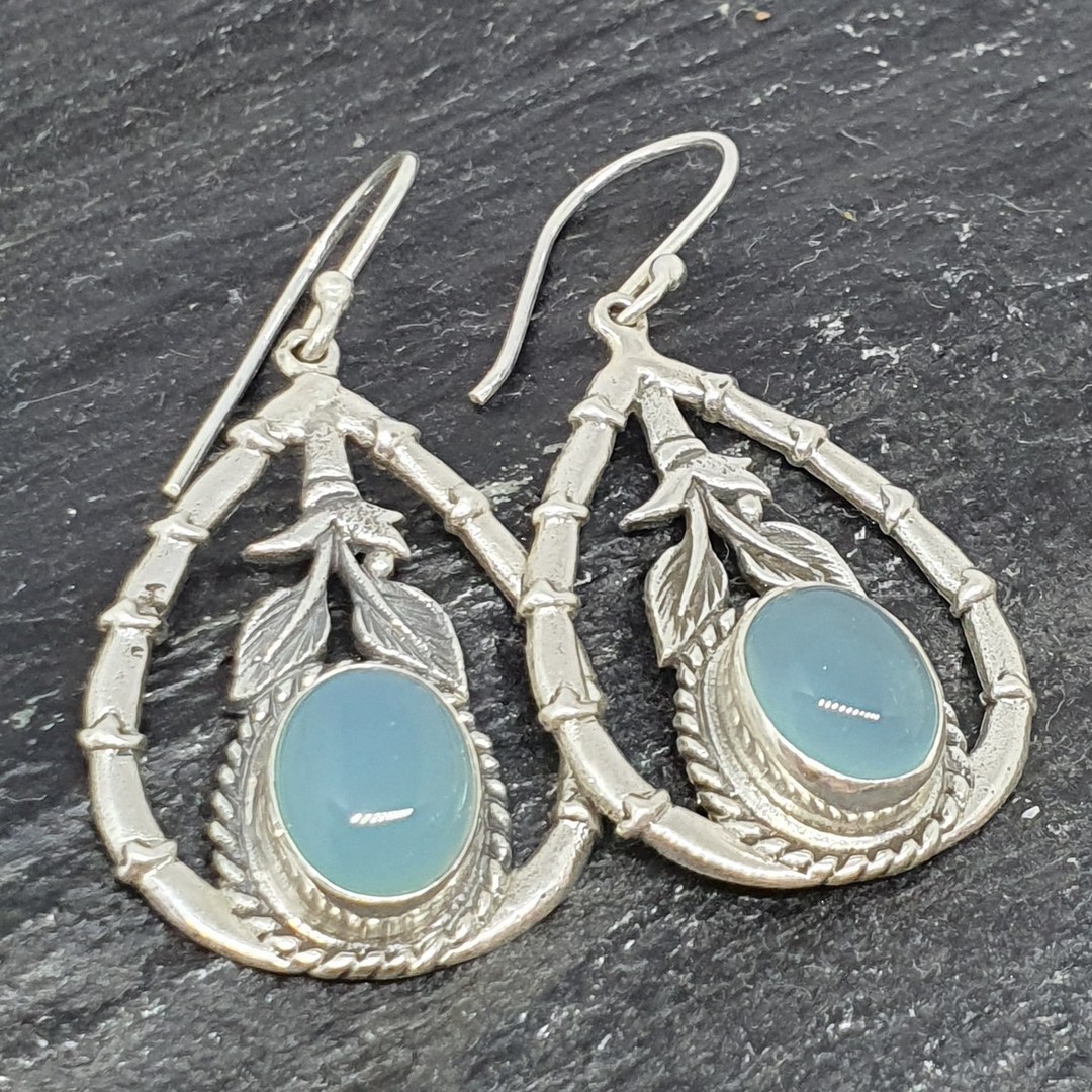 Silver chalcedony earrings image 2