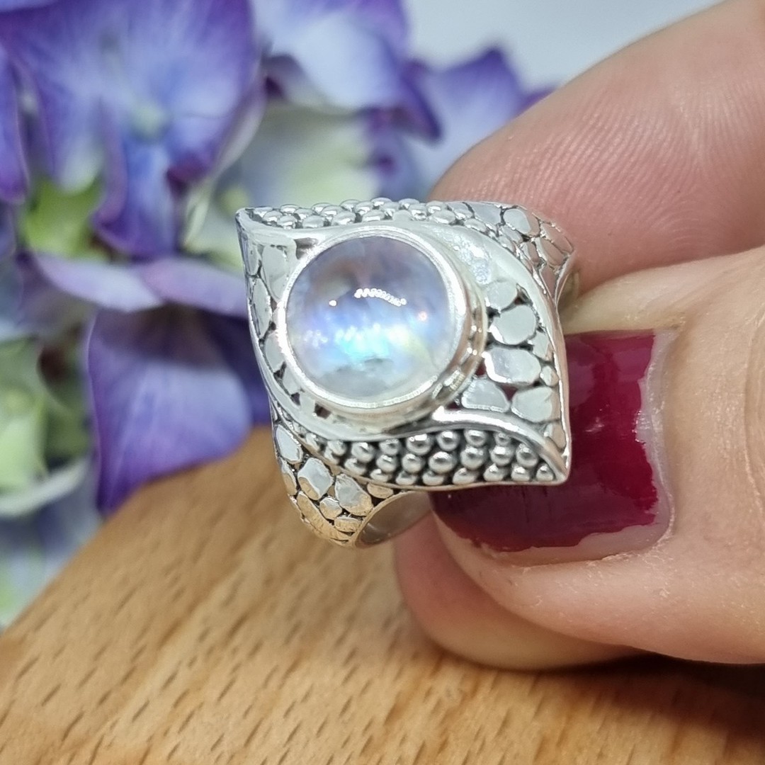 Sterling silver large moonstone ring image 0