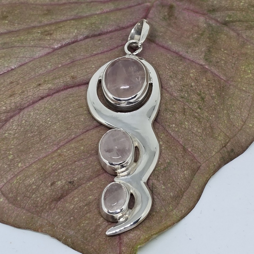Sterling silver three stone rose quartz pendant image 3