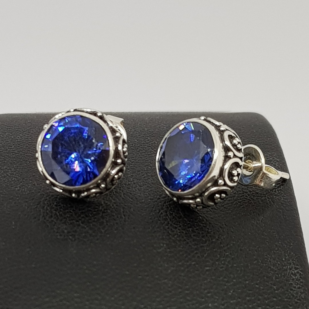 10mm round filigree synthetic sapphire stud earrings image 2