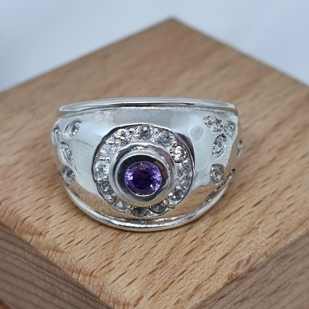 Sterling silver amethyst and cz gemstone ring - size N image 0
