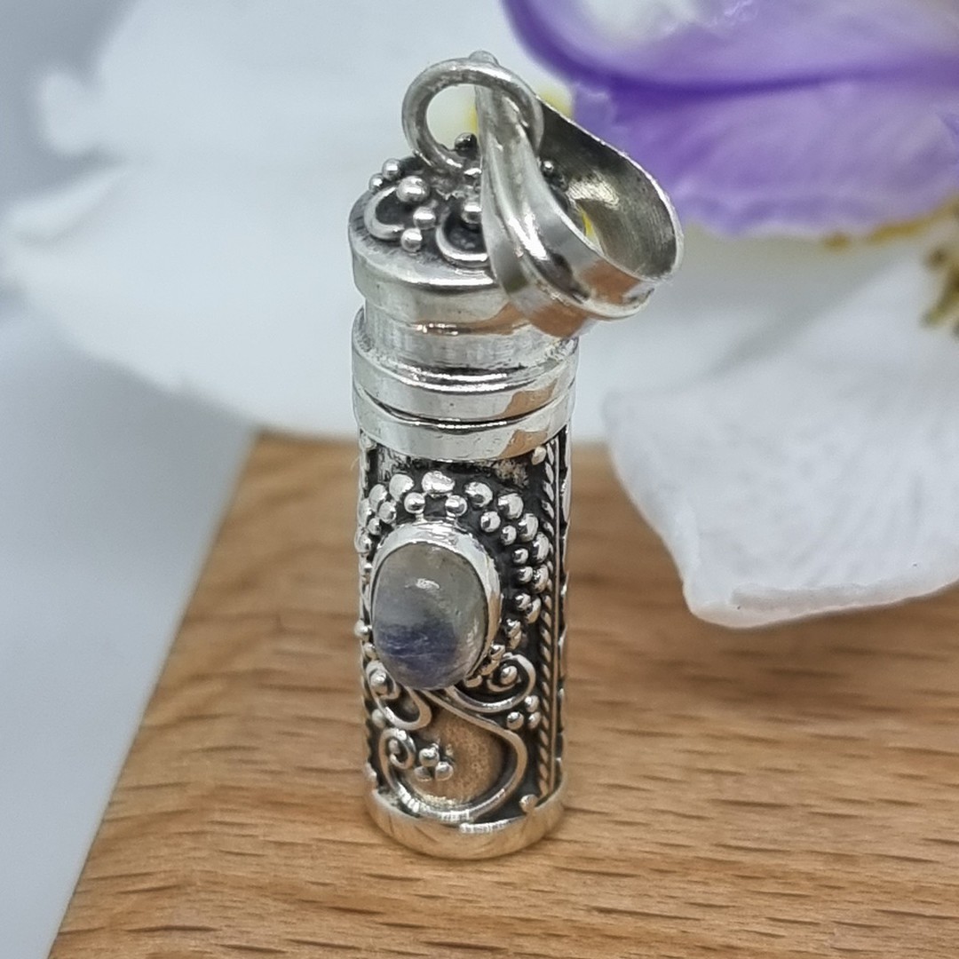 Silver filigree silver prayer box pendant with moonstone image 2