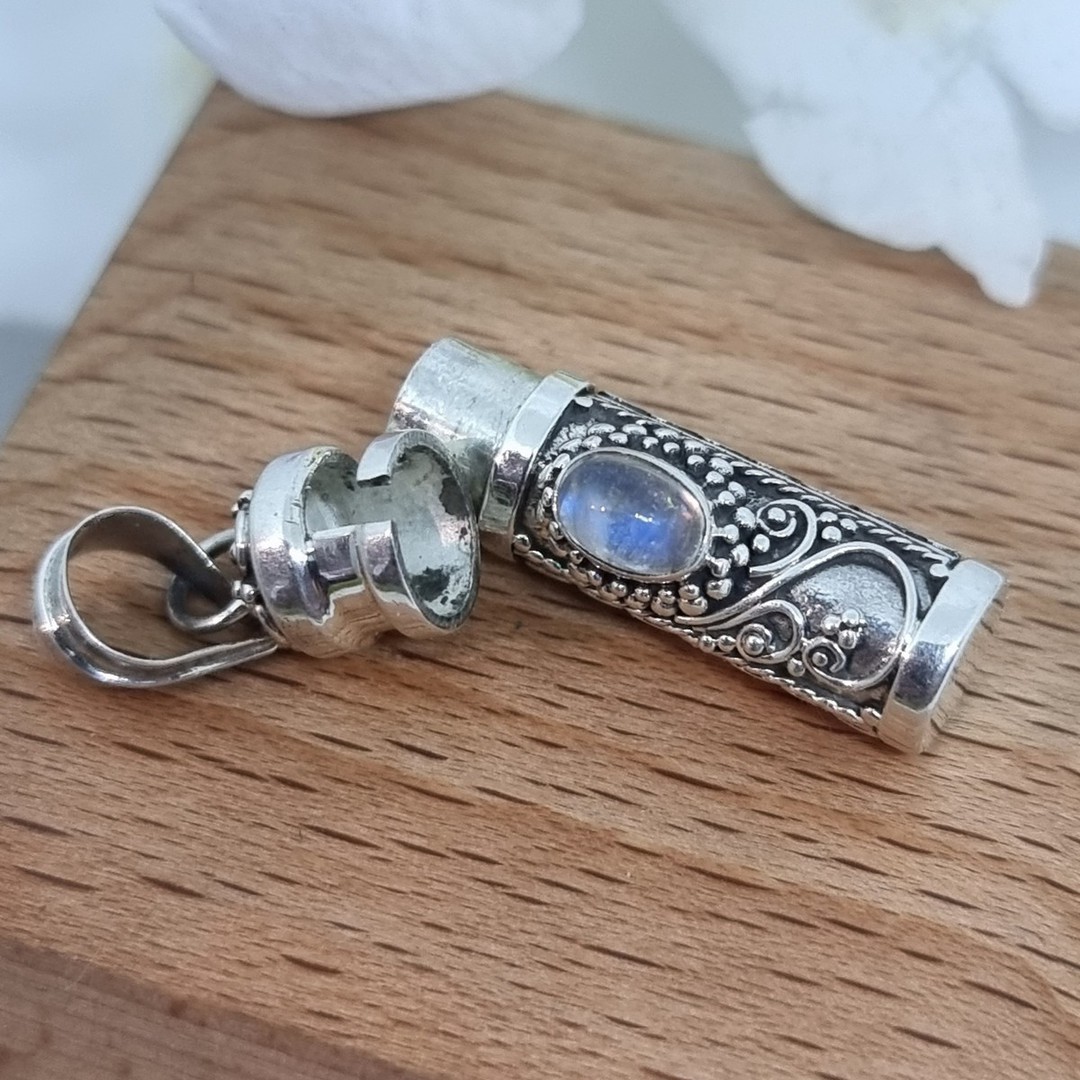 Silver filigree silver prayer box pendant with moonstone image 1