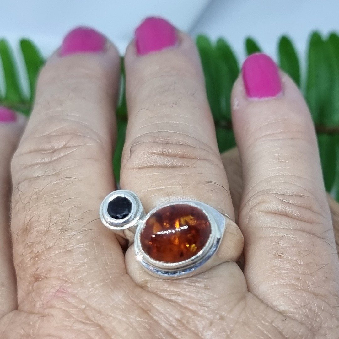 Sterling silver amber and garnet ring - size O image 2