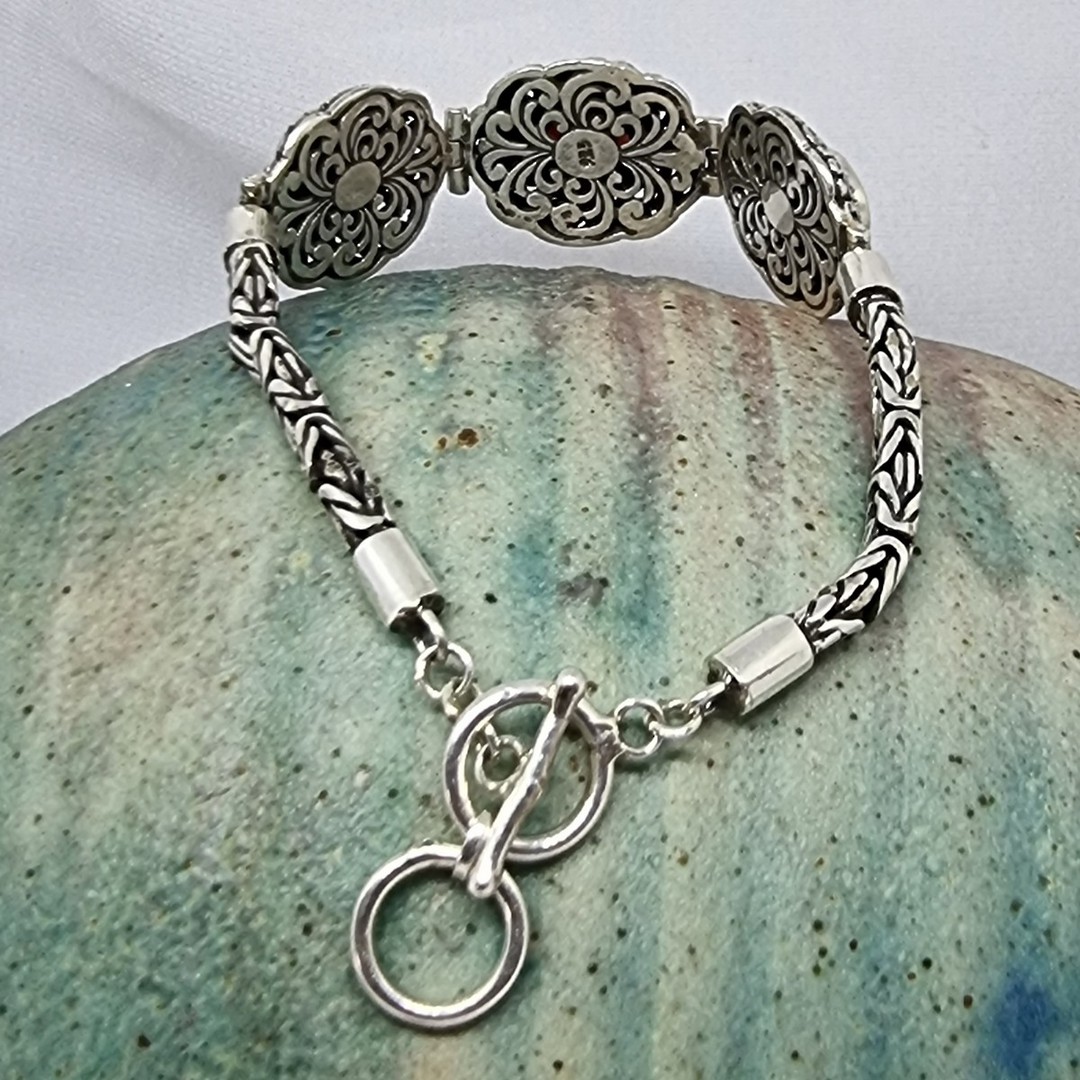 Heavy filigree sterling silver bracelet with garnet gemstones image 5