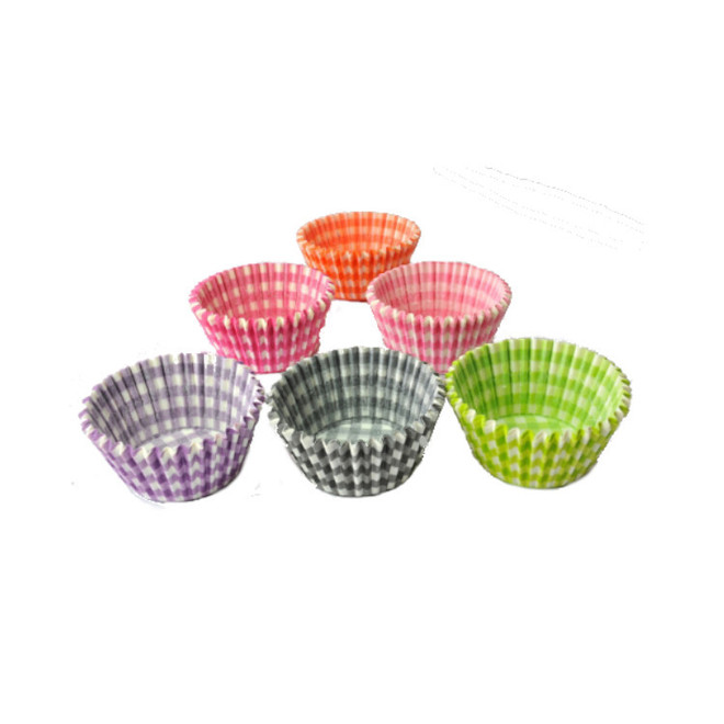 Large Muffin Paper Cases Gingham Assorted 55x36mm (500) image 0