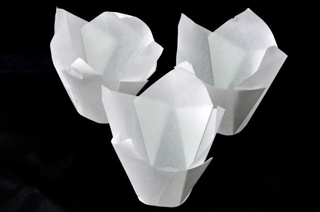 White Folded Cups 110x30mm (200) image 0
