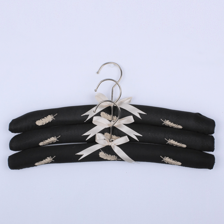Feathers Black Coat Hangers Set of 3 image 0
