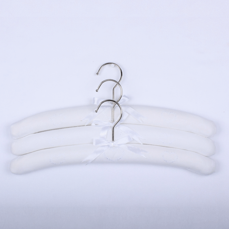White Heart Coat Hangers Set of 3 image 0