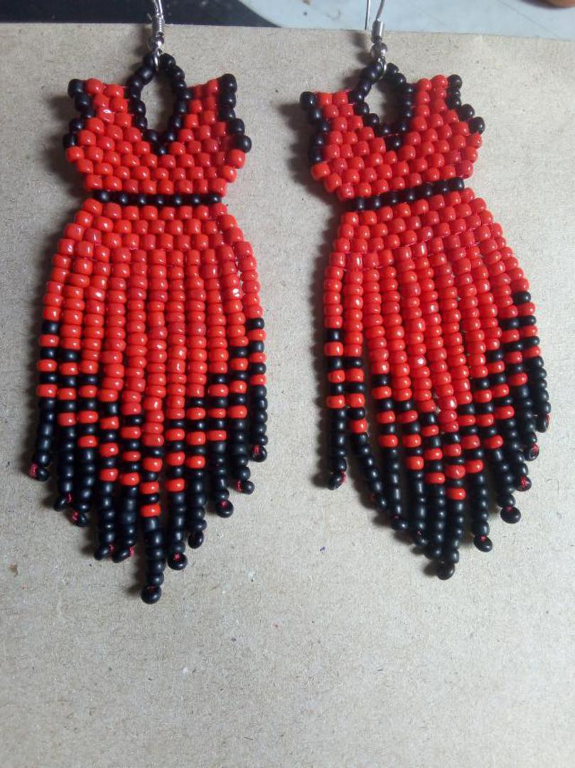 Matigsalug Beaded Earrings image 0