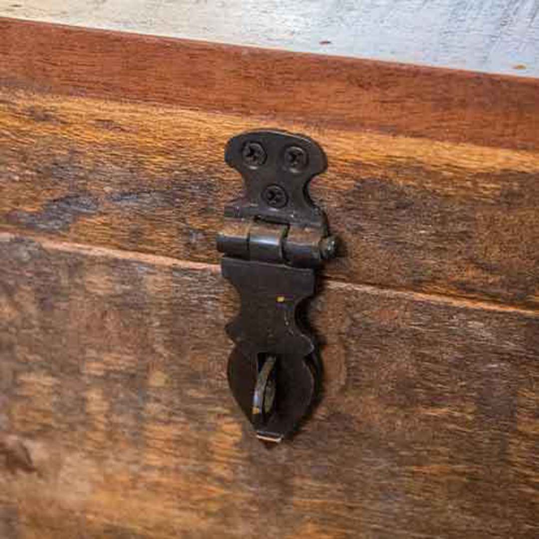 Wooden Trunk image 2