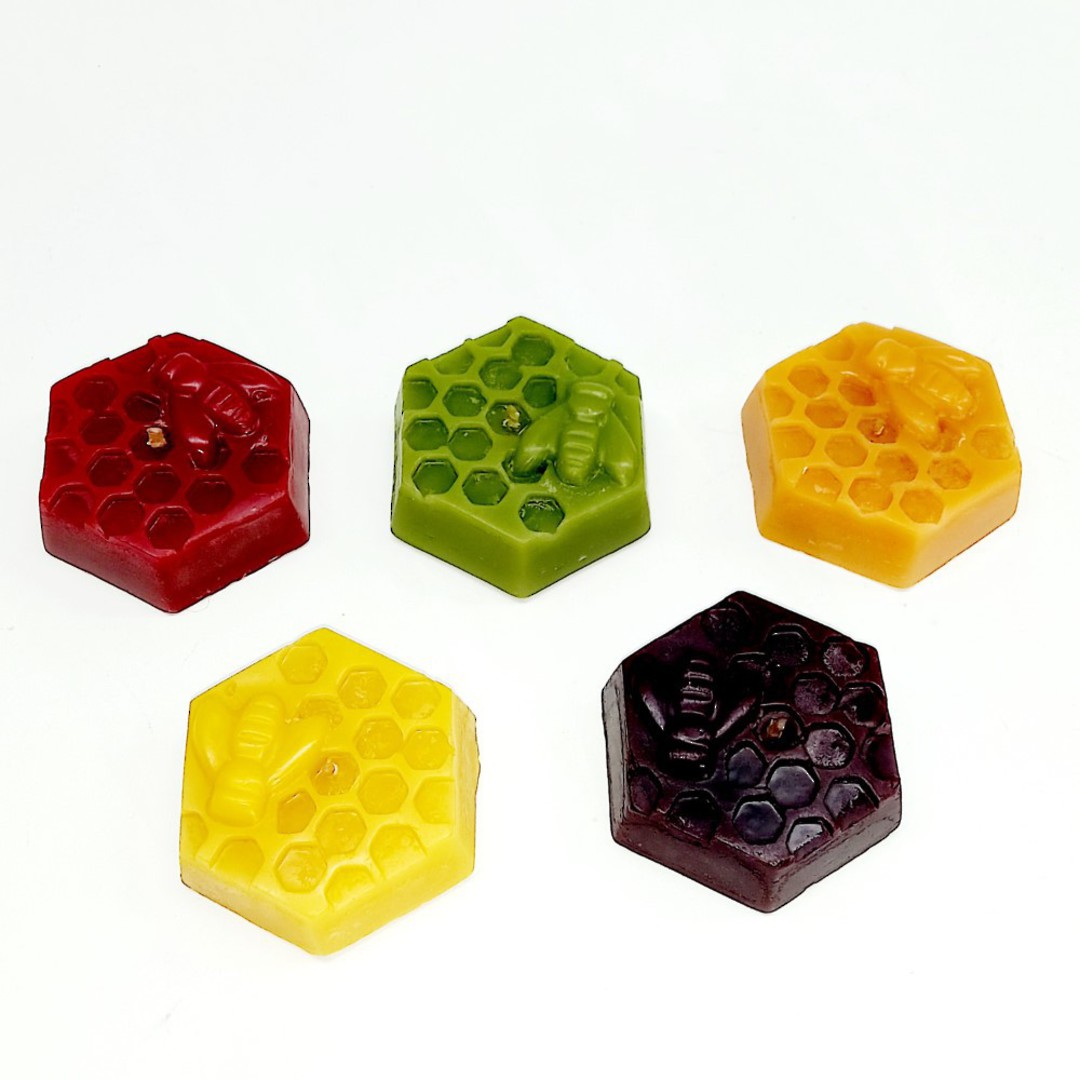 Beeswax Large Honeycomb Candles image 0