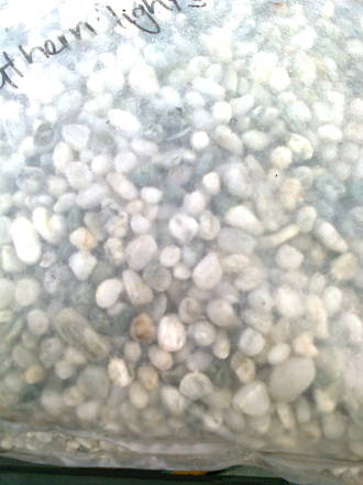 Southern Lights Pebbles - Bag (20kg) (In Store or Click and Collect)