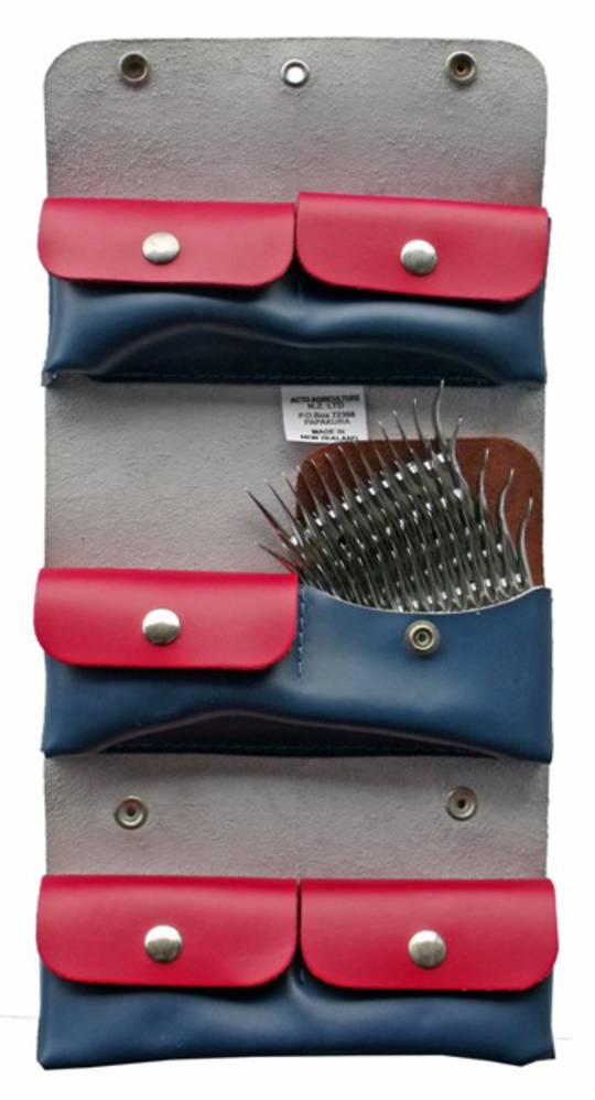 6pkt Leather Comb Holder