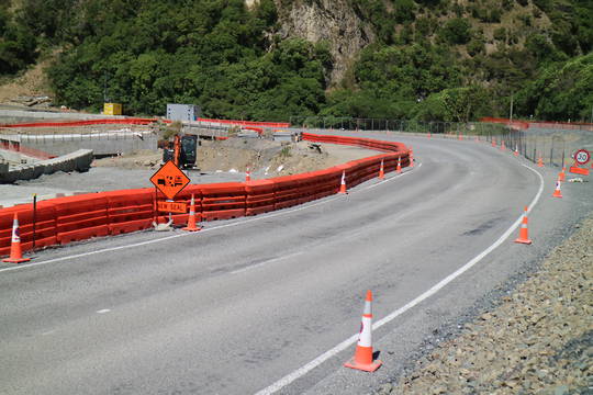 Ricochet Road Barriers -TL2 MASH image 5