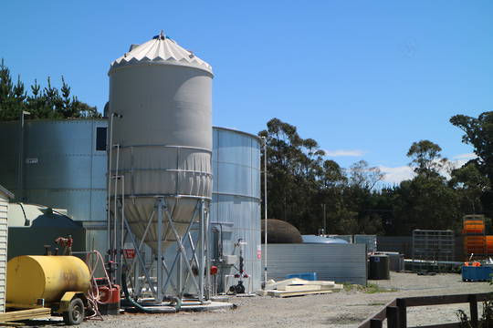 Liquid silo/tank image 1