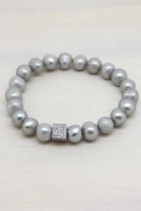 Cube Grey Pearl Bracelet