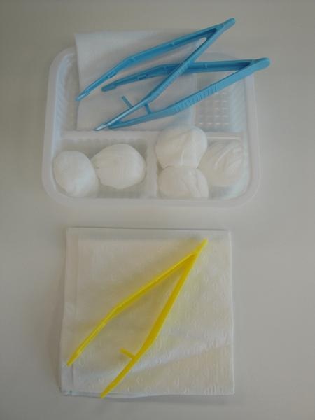 Propax Wound Dressing Pack with Non Woven Balls image 0