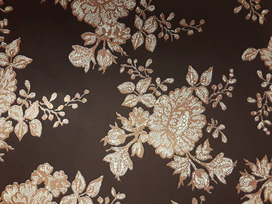 Chocolate and Cream Lace Flowers Free Gift Wrap