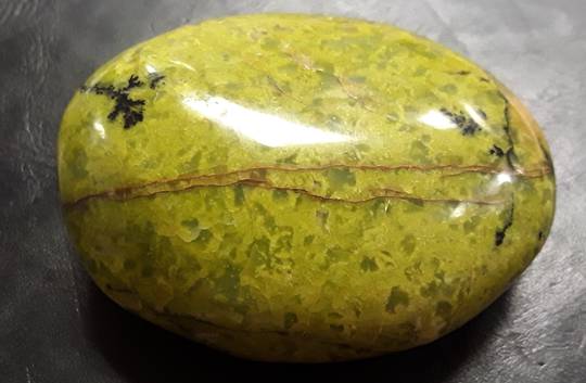 Green Opal Palmstone (34)