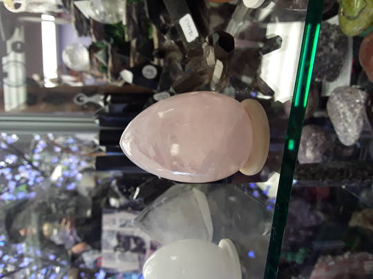 Rose Quartz Crystal Egg R44