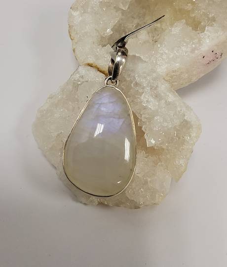 Sterling Silver and Moonstone Pendant (345)