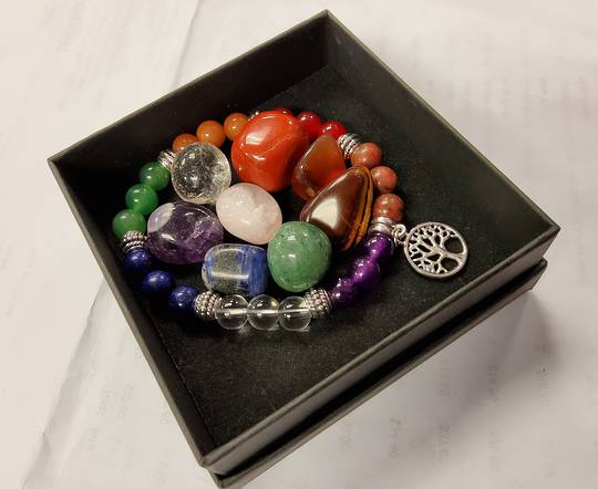 Gifted Boxed Chakra Tree Bracelet and 8 Chakra Stones