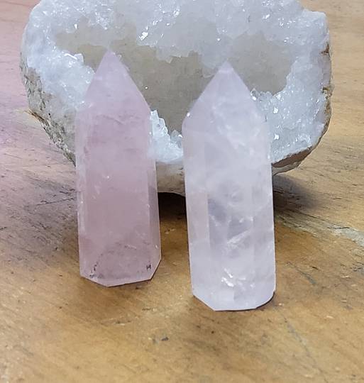 Rose Quartz Crystal Point 4.2cms to 4.5 cms