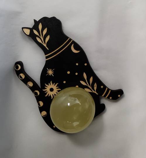 Cat Magic Crystal Ball Stand